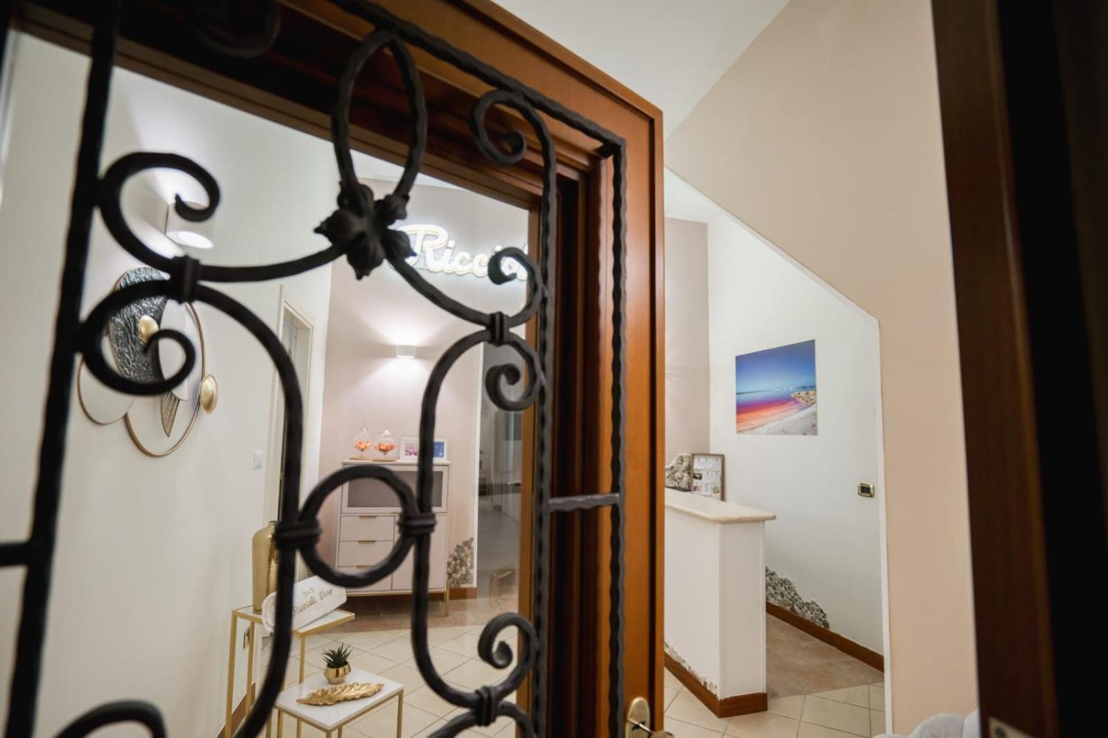 B&B Riccioli D'Oro Маргерита-ди-Савойя Экстерьер фото